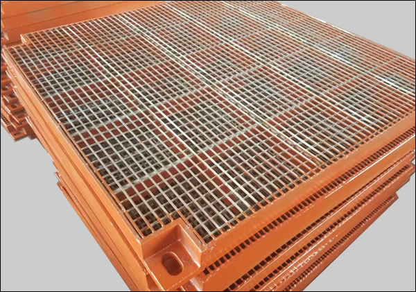 Ore screening plate